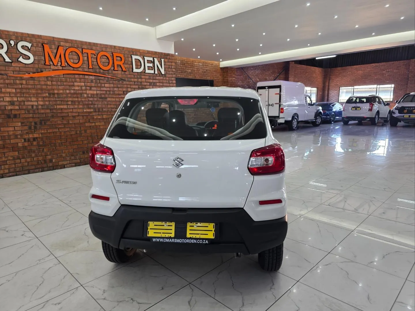 2025 Suzuki S-Presso 1.0 GL+ Auto, photo 5 of 7