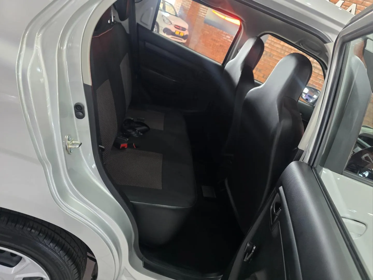 2025 Suzuki S-Presso 1.0 GL Auto, photo 6 of 7