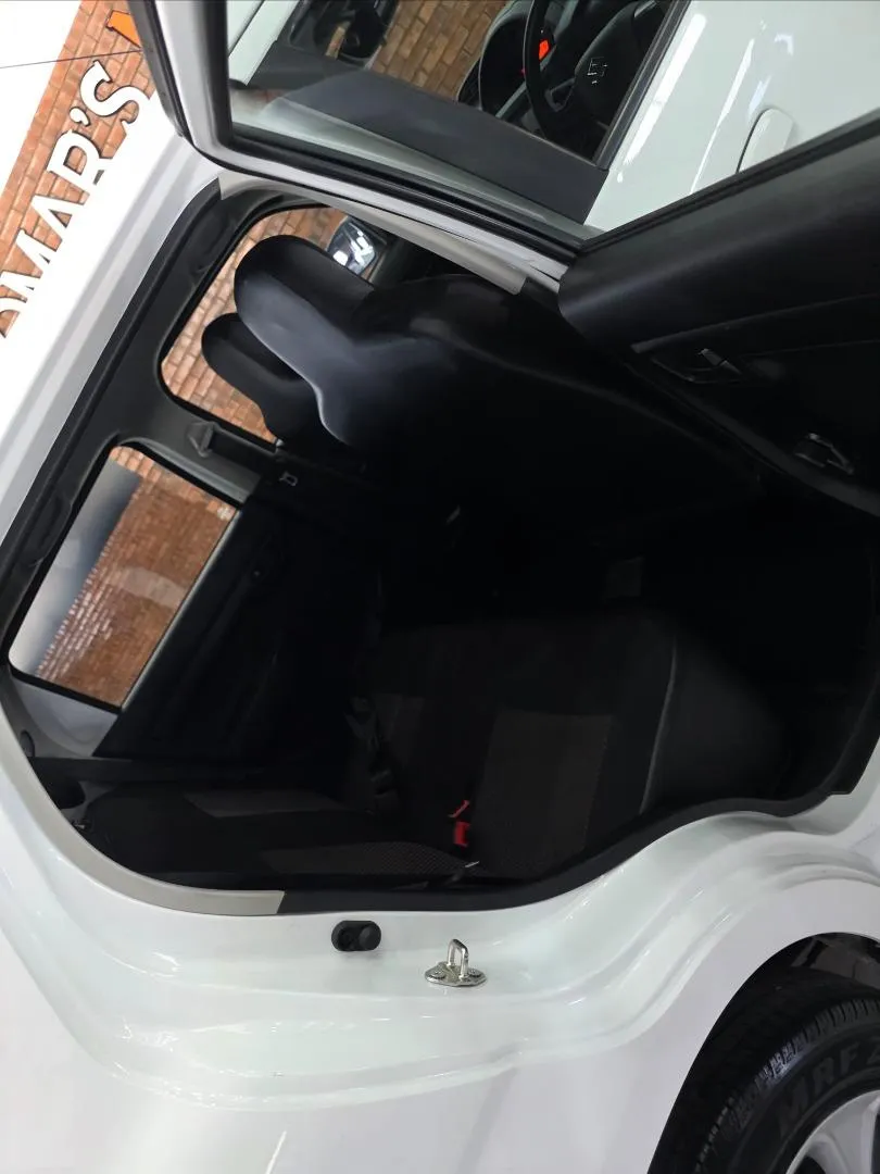 2025 Suzuki S-Presso 1.0 GL Auto, photo 6 of 7