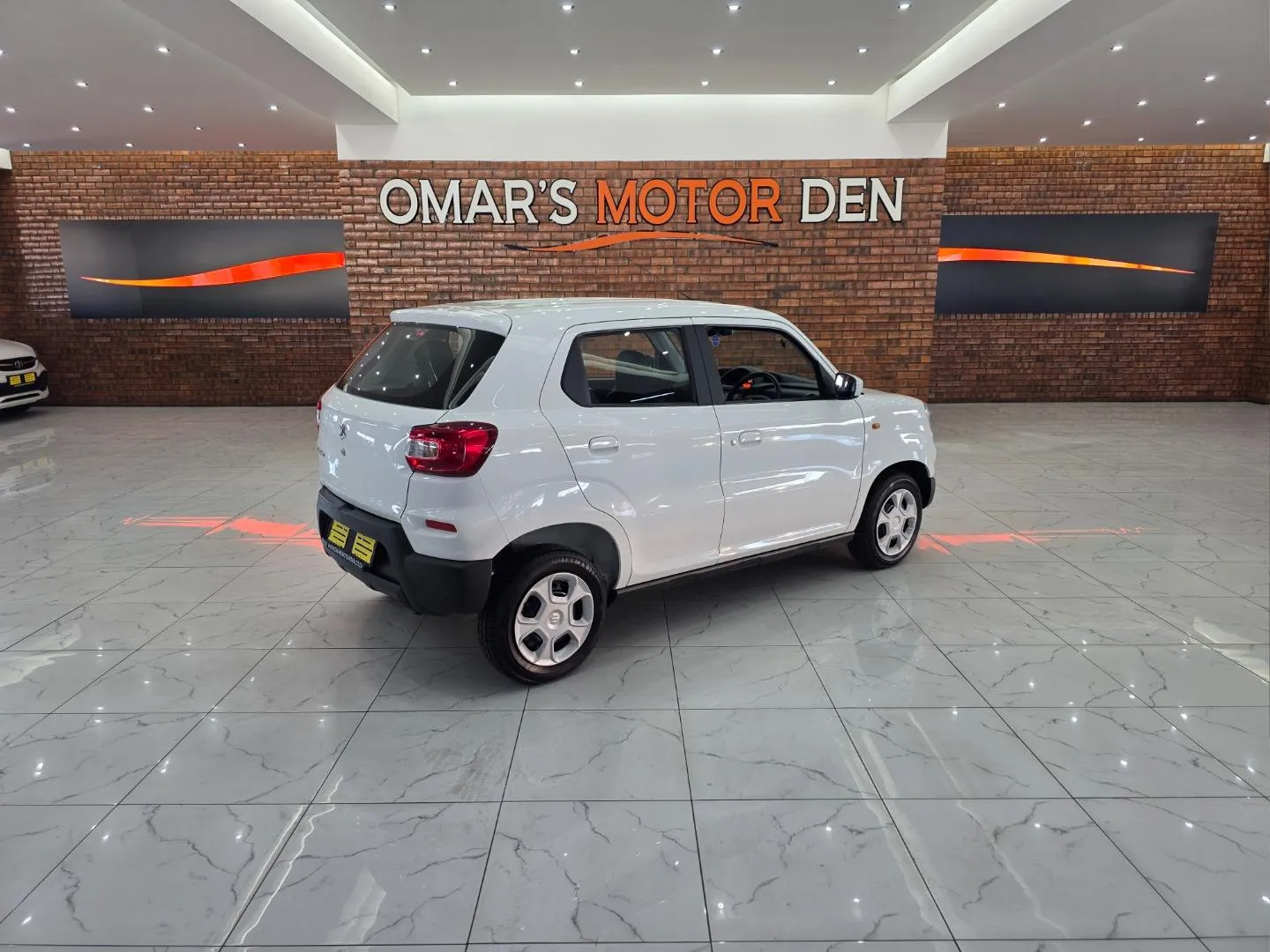 2025 Suzuki S-Presso 1.0 GL+ Auto, photo 6 of 7