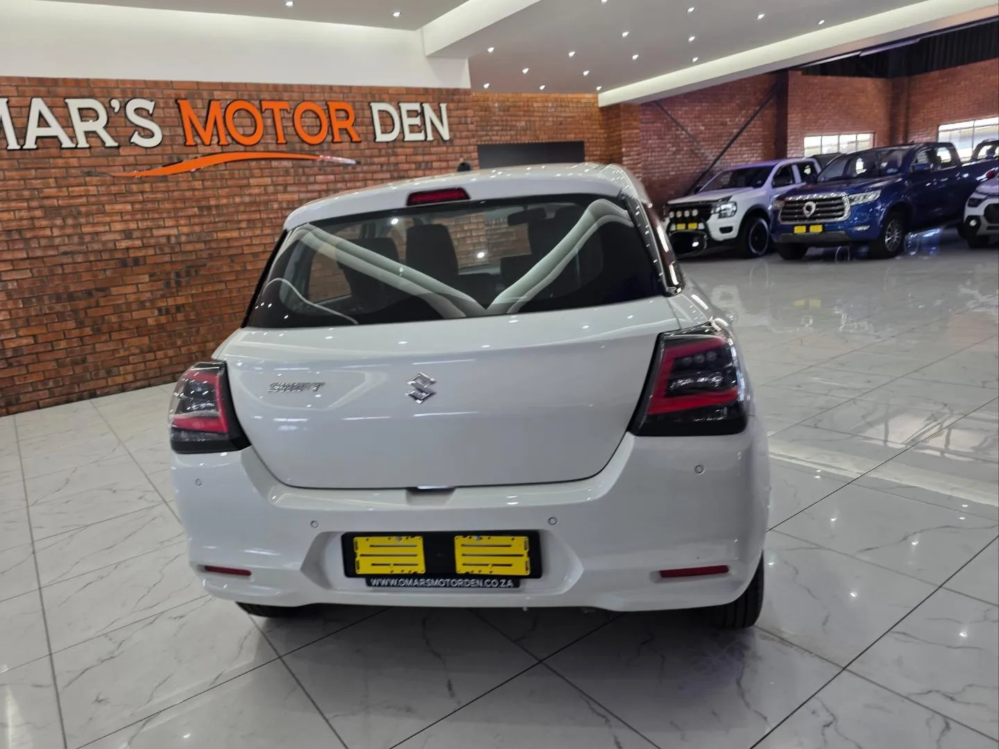 2025 Suzuki Swift 1.2 GL, photo 4 of 6