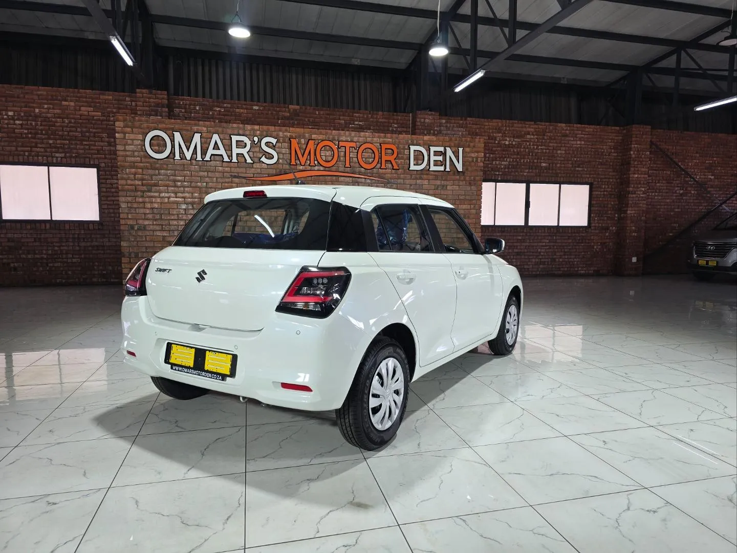 2025 Suzuki Swift 1.2 GL, photo 5 of 5