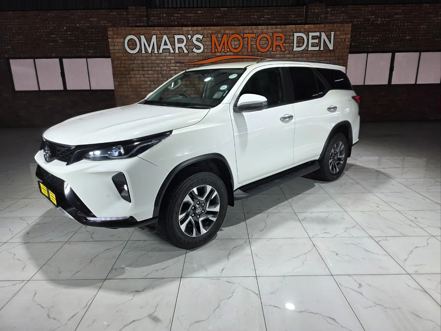 2025 Toyota Fortuner 2.4GD-6 Auto, photo 1 of 6