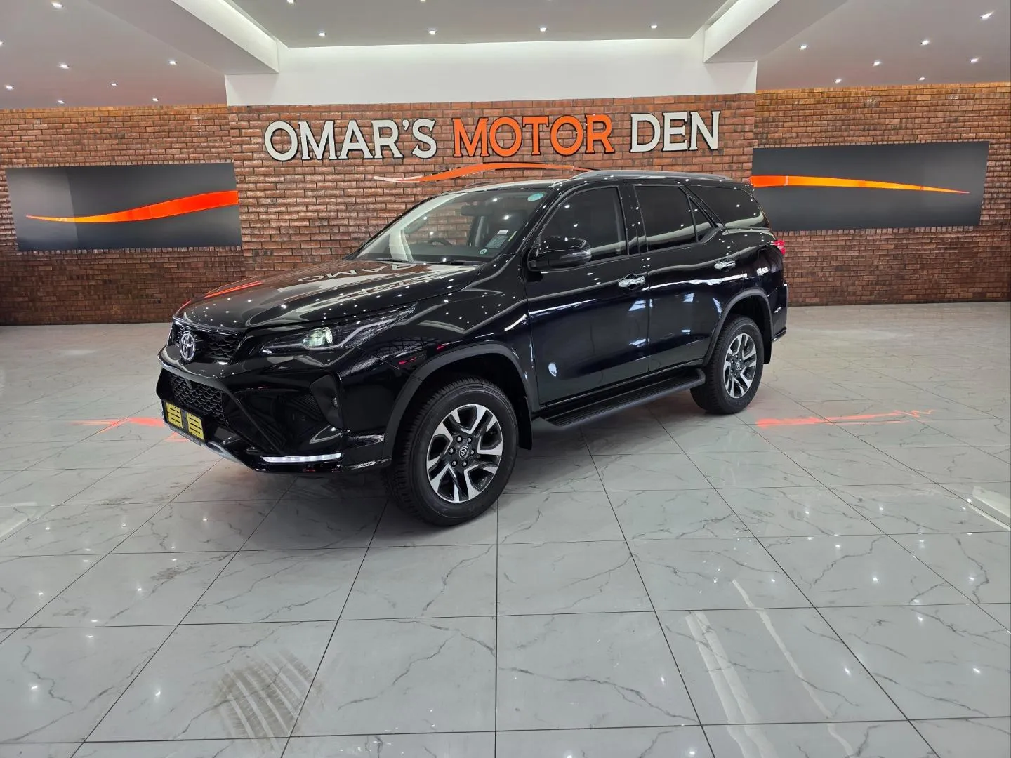 2025 Toyota Fortuner 2.4GD-6 Auto, photo 1 of 5