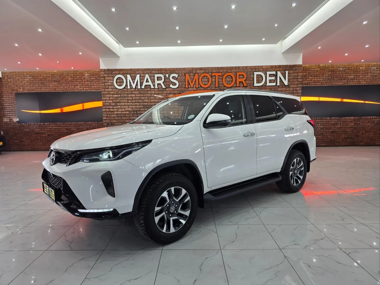 2025 Toyota Fortuner 2.4GD-6 Auto, photo 2 of 6
