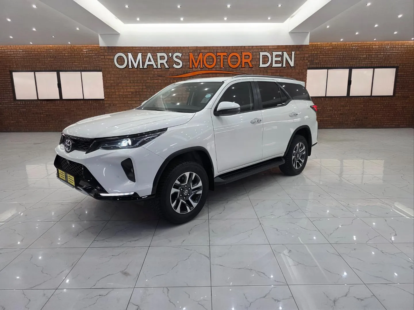 2025 Toyota Fortuner 2.4GD-6 Auto, photo 3 of 6
