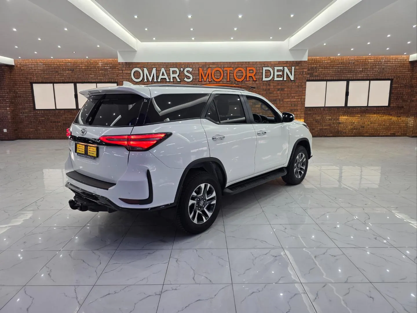 2025 Toyota Fortuner 2.4GD-6 Auto, photo 4 of 6