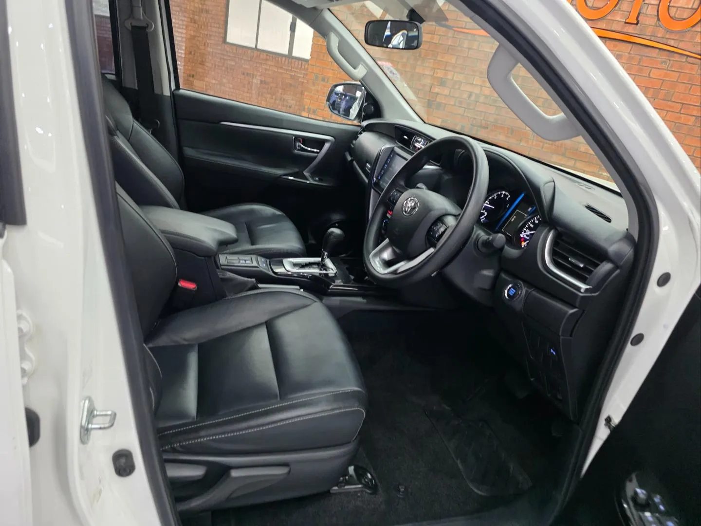 2025 Toyota Fortuner 2.4GD-6 Auto, photo 5 of 6