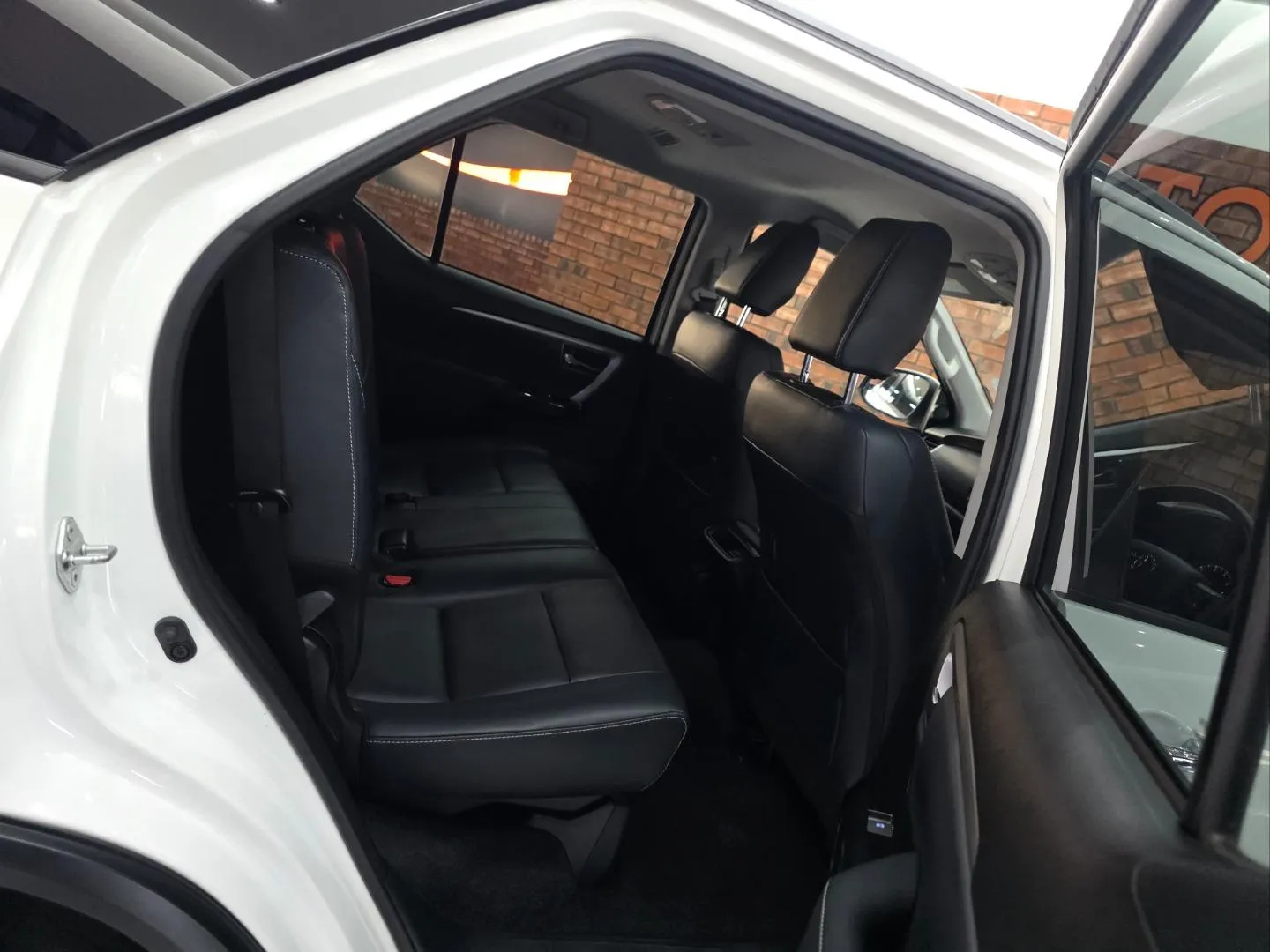 2025 Toyota Fortuner 2.4GD-6 Auto, photo 6 of 7