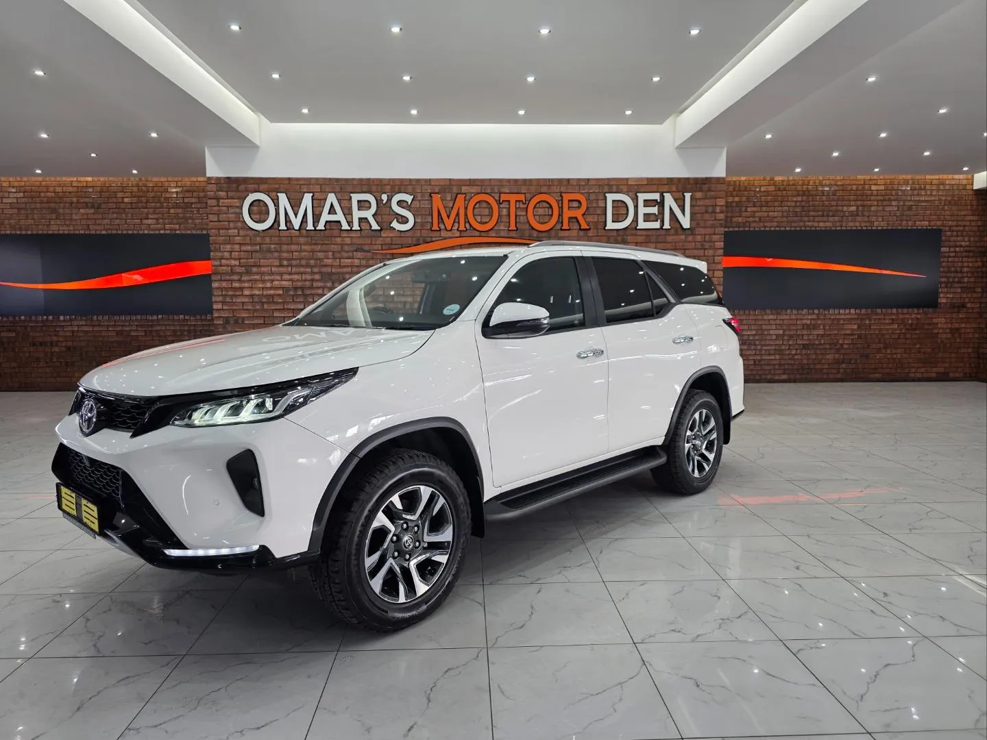 2025 Toyota Fortuner 2.8GD-6, photo 3 of 5