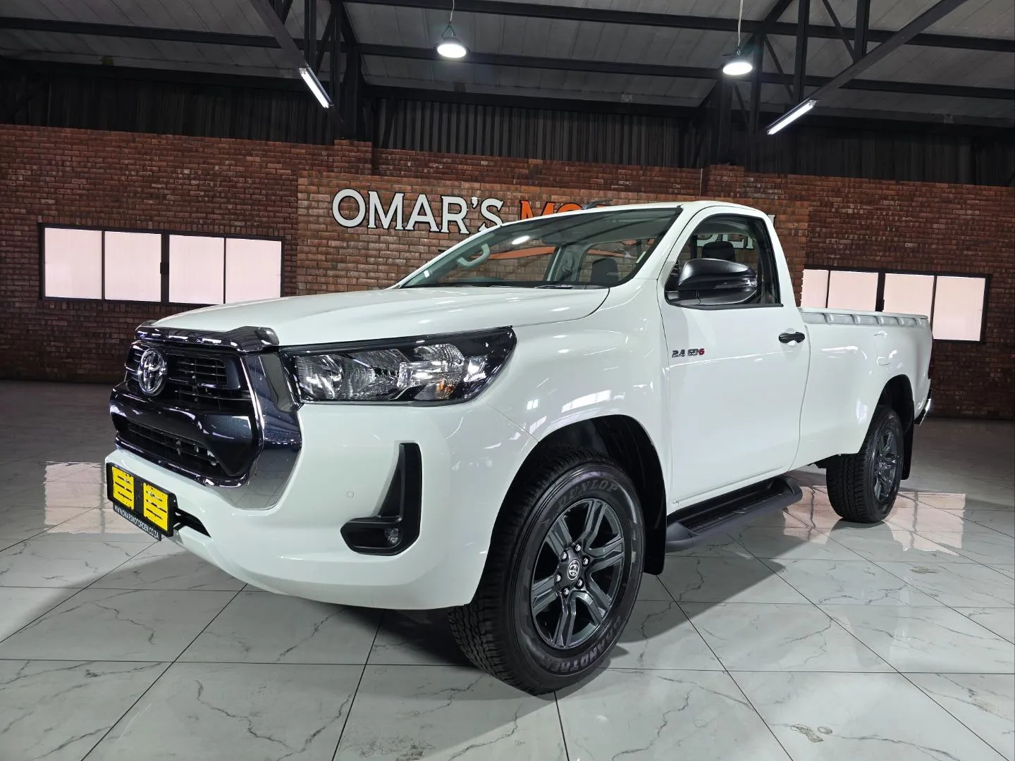 2025 Toyota Hilux 2.4GD-6 Single Cab Raider Manual, photo 2 of 6