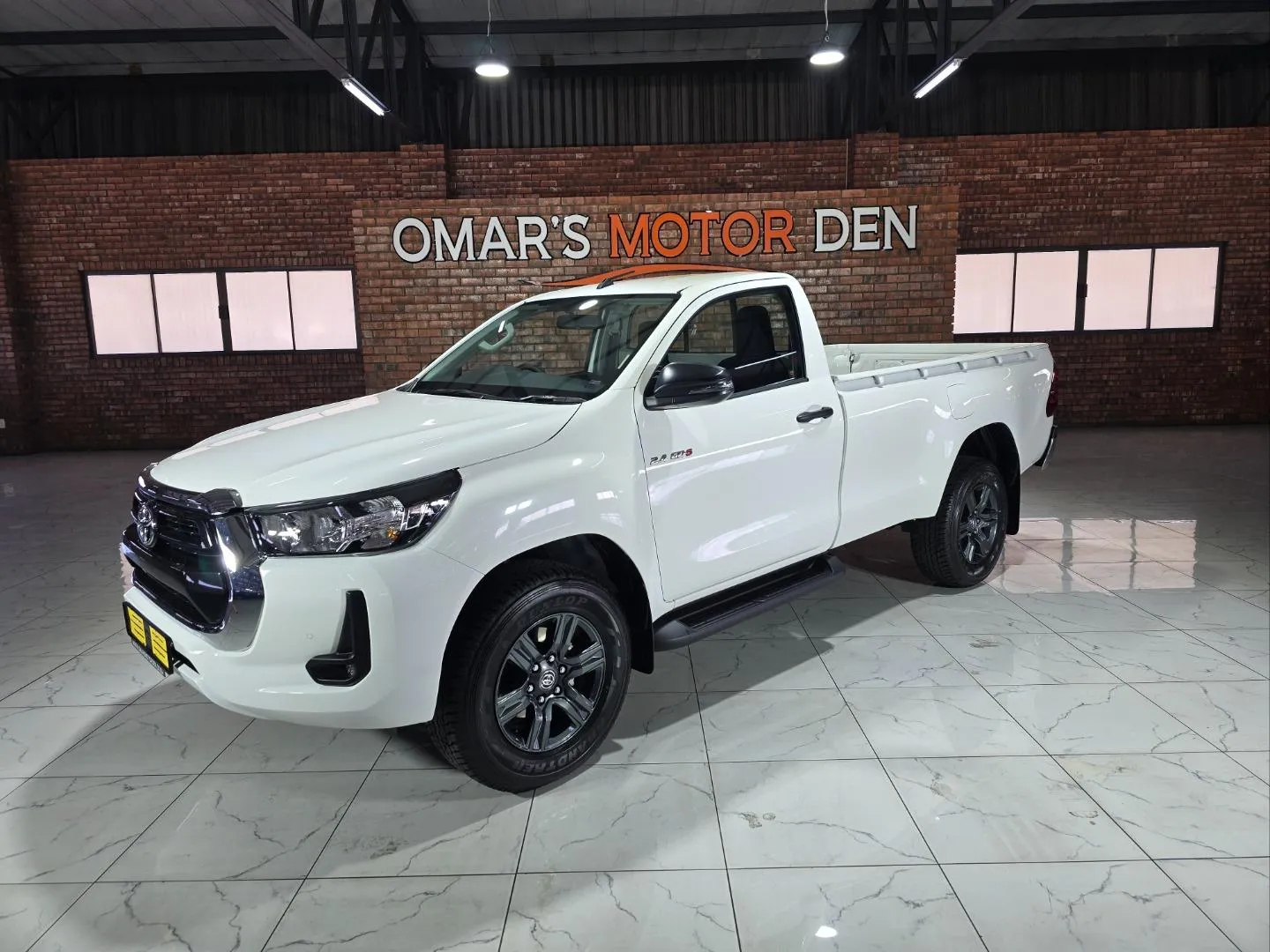 2025 Toyota Hilux 2.4GD-6 Single Cab Raider Manual, photo 3 of 6