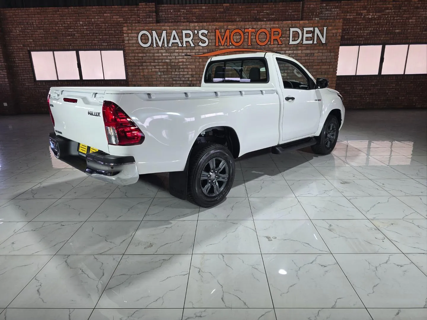 2025 Toyota Hilux 2.4GD-6 Single Cab Raider Manual, photo 4 of 6