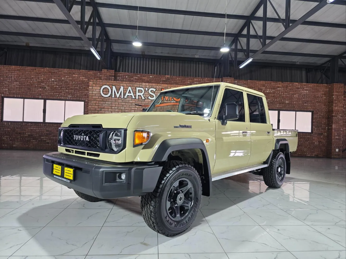 2025 Toyota Land Cruiser 79 4.2D Double Cab, photo 2 of 6