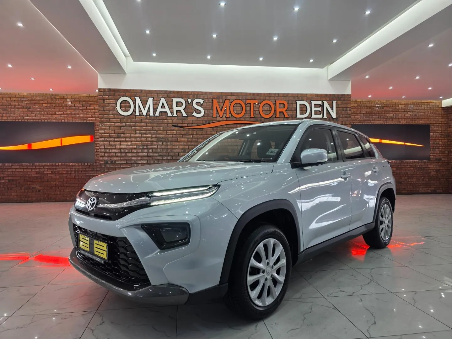 2025 Toyota Urban Cruiser 1.5 XS, photo 2 of 5