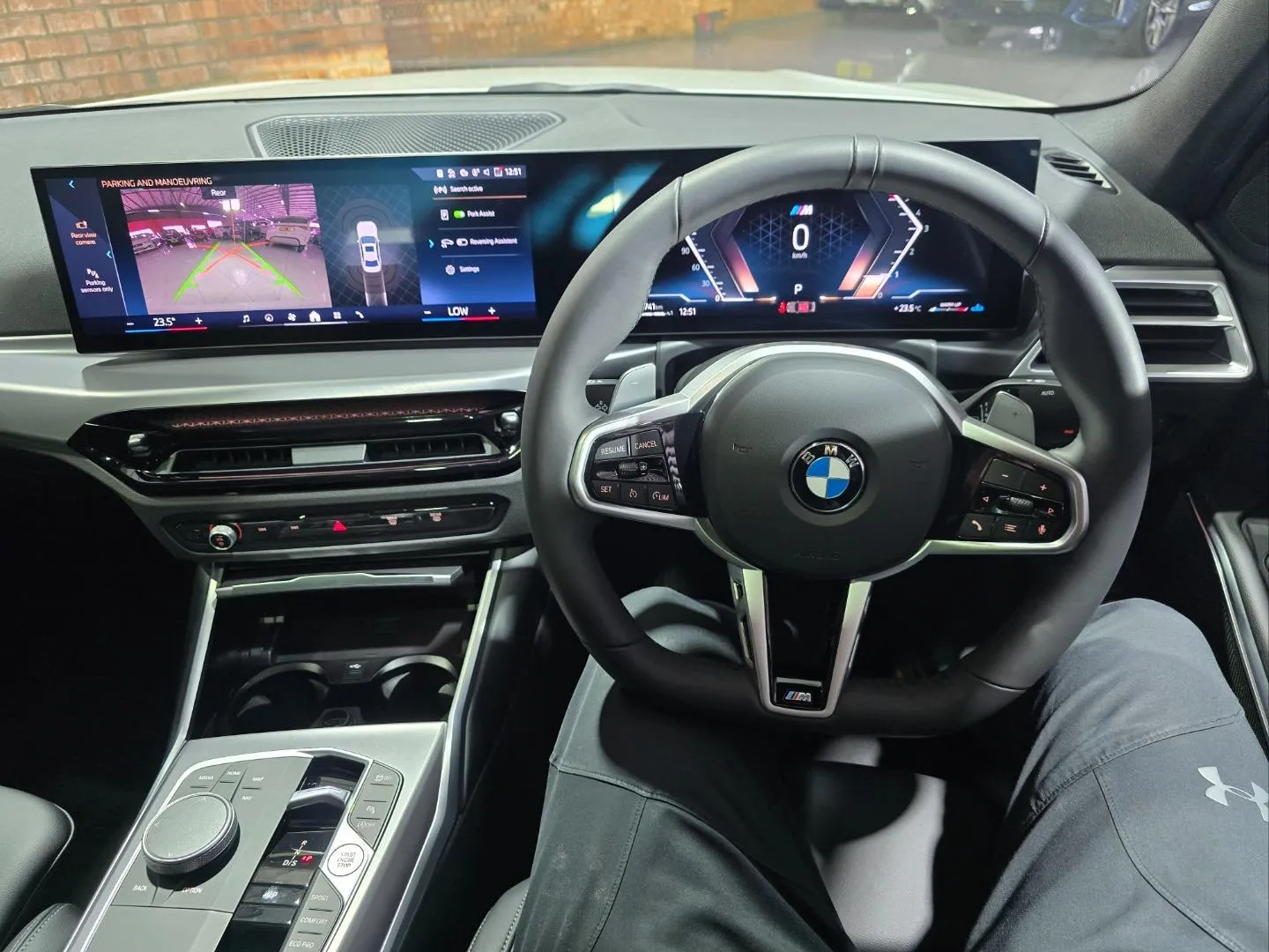 2026 BMW 3 Series 320d M Sport, photo 7 of 8