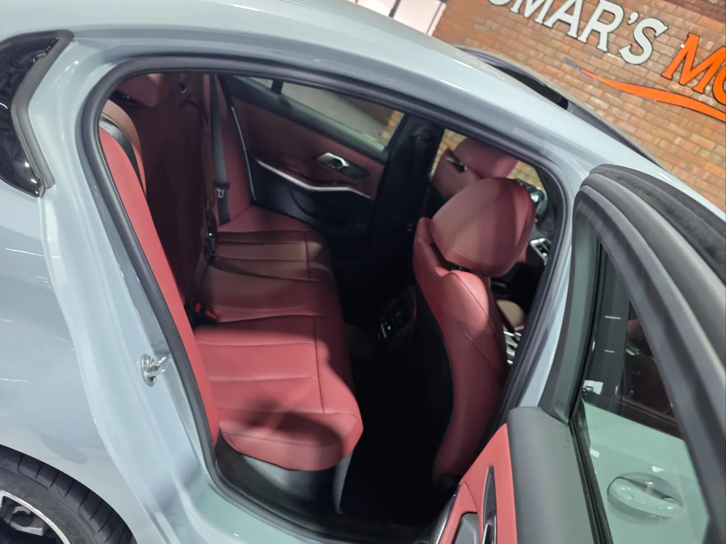 2026 BMW 3 Series 320d M Sport, photo 7 of 8