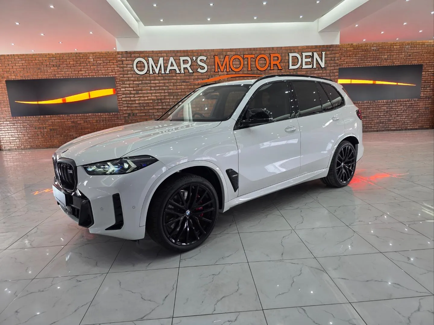 2026 BMW X5 M60i xDrive M Sport Pro, photo 1 of 5
