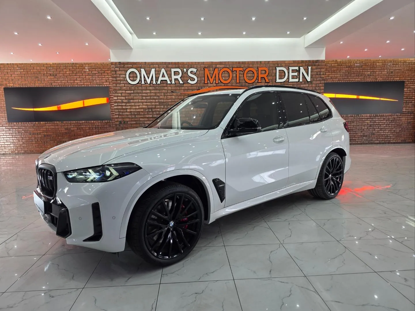 2026 BMW X5 M60i xDrive M Sport Pro, photo 2 of 5