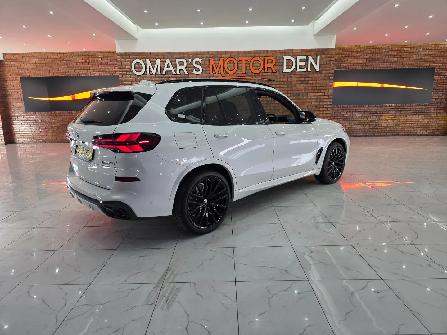 2026 BMW X5 M60i xDrive M Sport Pro, photo 6 of 8