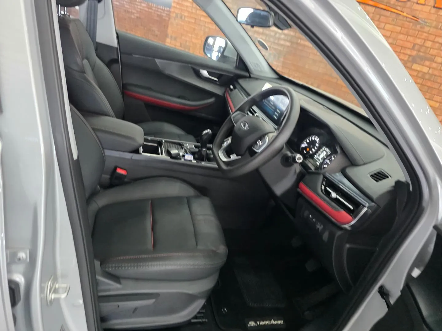 2026 Chery Tiggo 4 Pro 1.5 LiT Manual, photo 6 of 7