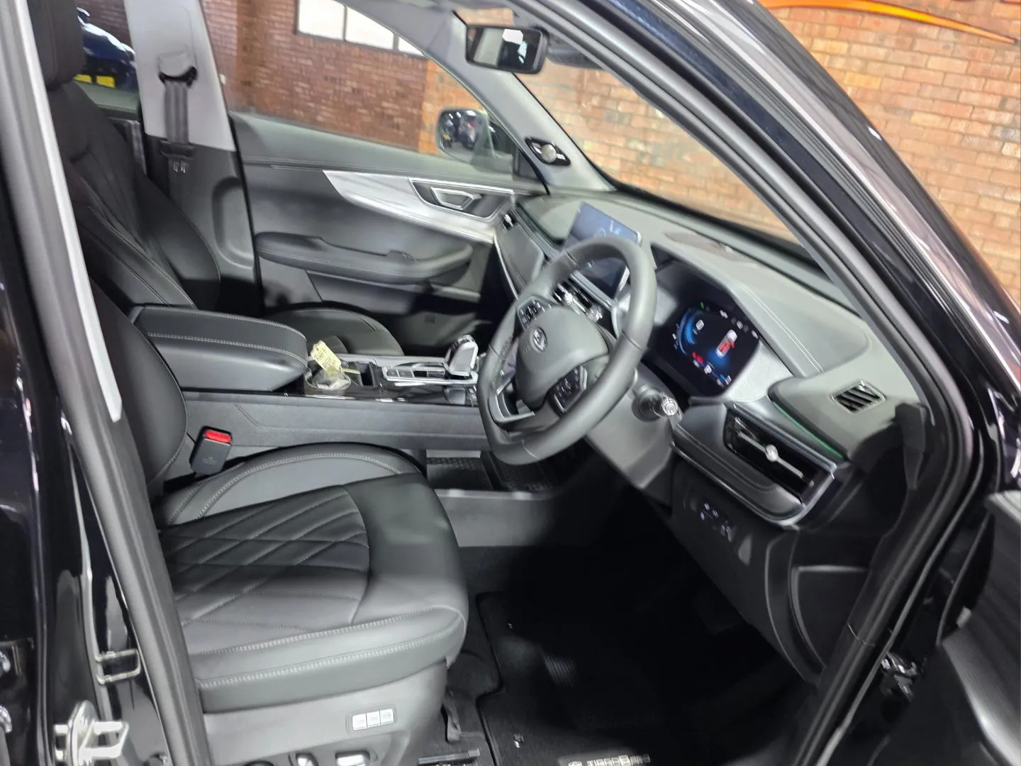 2026 Chery Tiggo 8 Pro 1.6TGDI 290T Executive +, photo 5 of 7