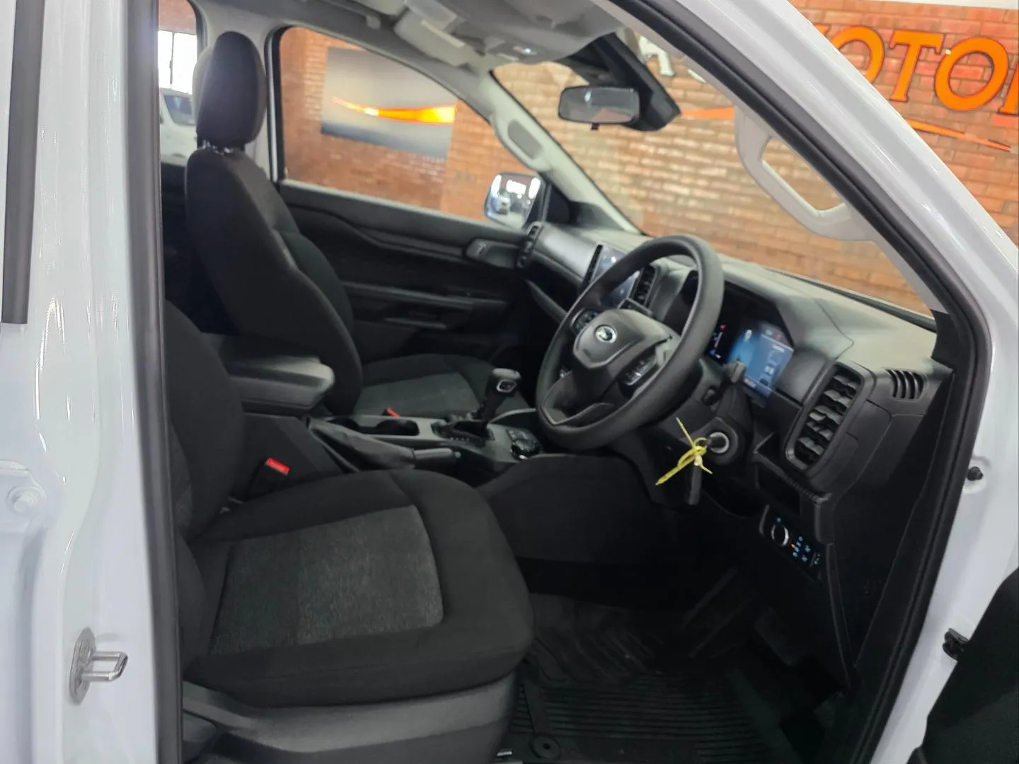 2026 Ford Ranger 2.0 Sit Double Cab XL 4x4 Auto, photo 6 of 6