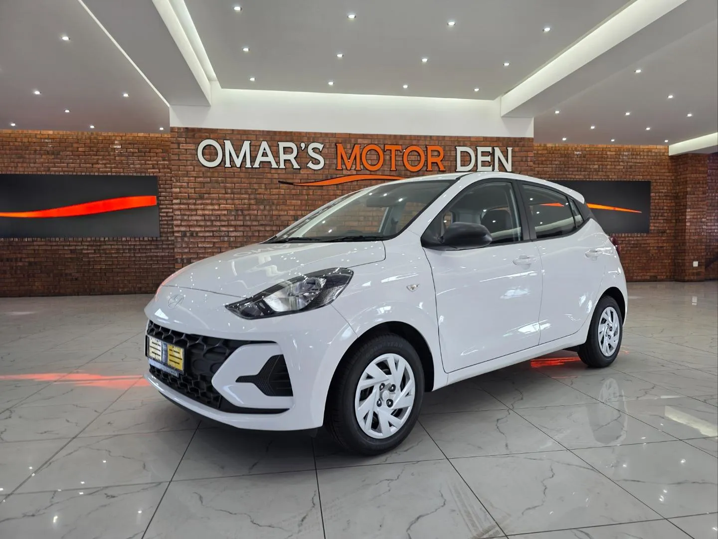 2026 Hyundai Grand i10 1.2 Premium Hatch, photo 2 of 5