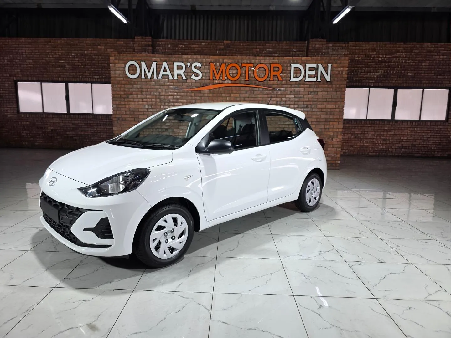 2026 Hyundai Grand i10 1.2 Premium Hatch, photo 3 of 6