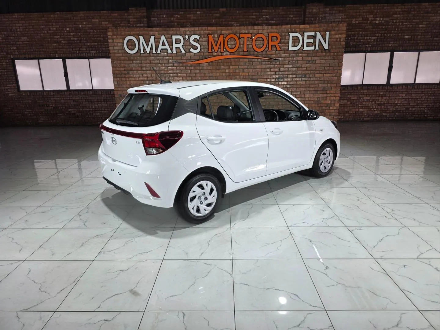 2026 Hyundai Grand i10 1.2 Premium Hatch, photo 5 of 6