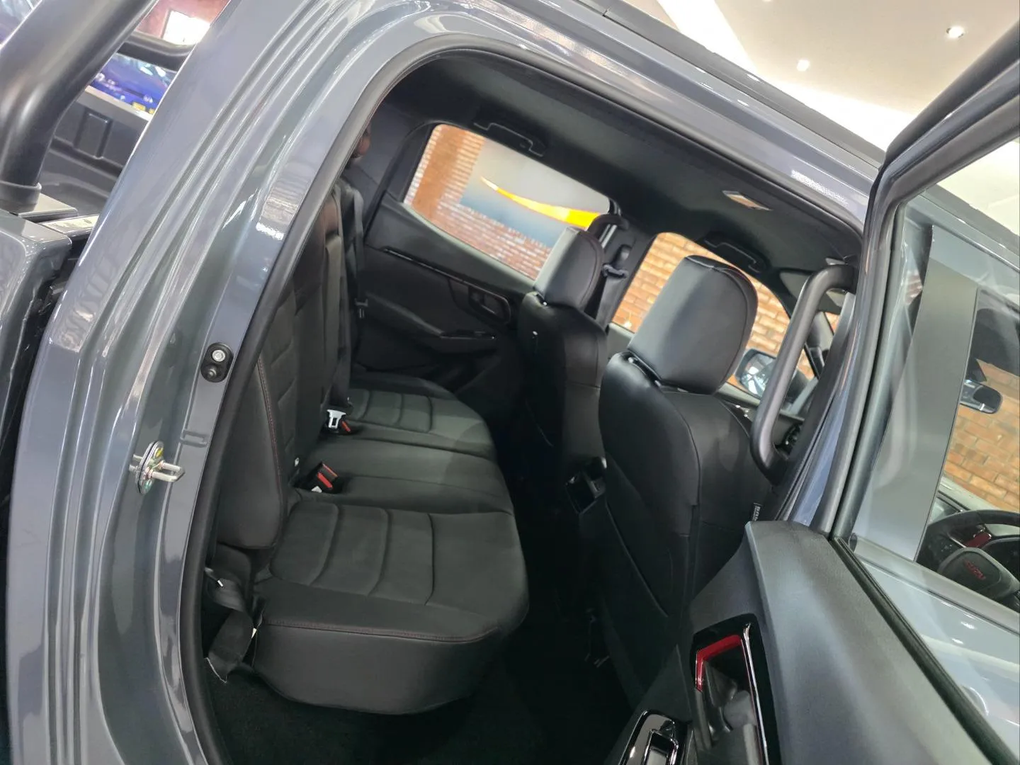 2026 Isuzu D-Max 1.9TD Double Cab LS X-Rider Auto, photo 4 of 4