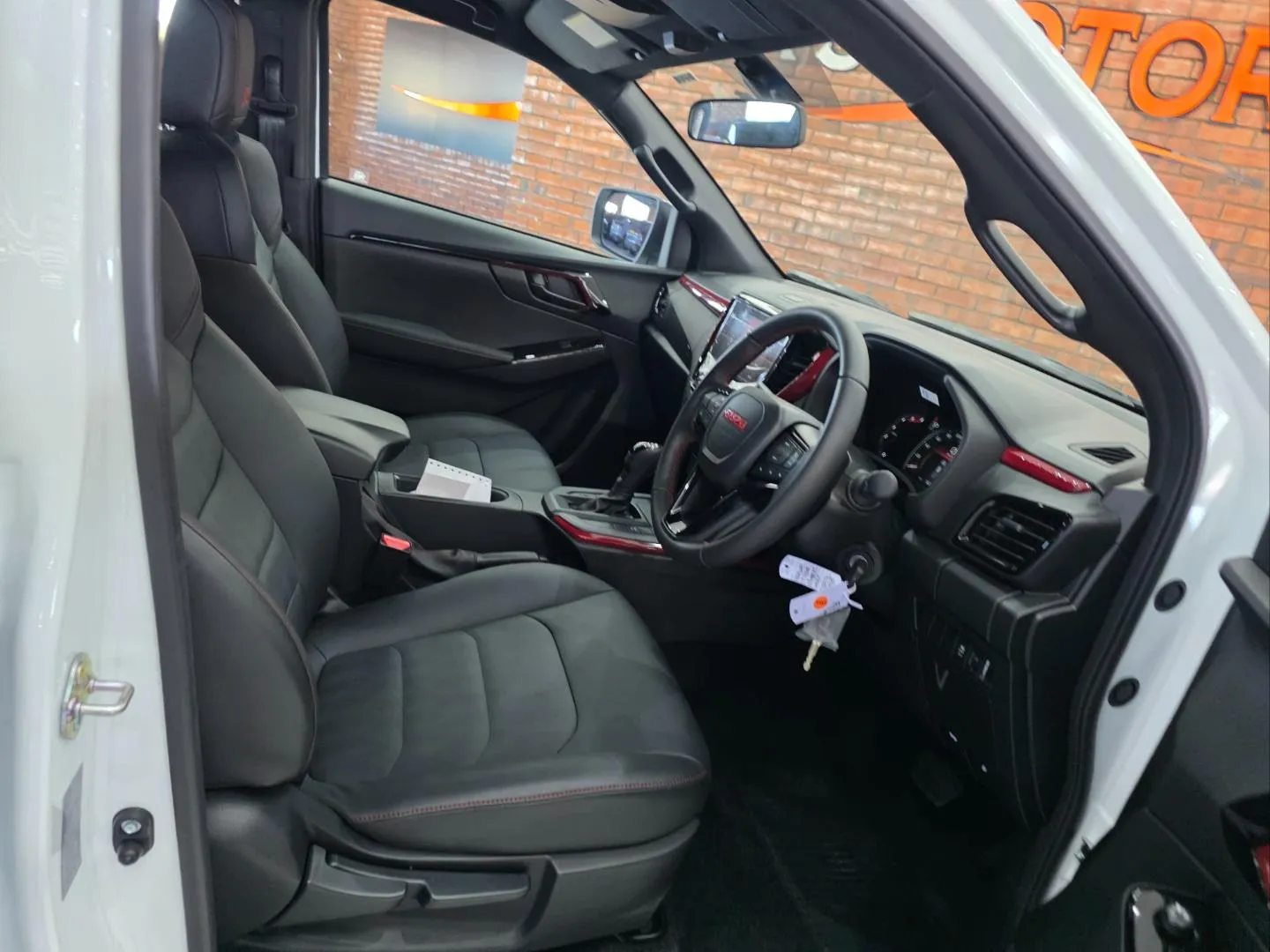 2026 Isuzu D-Max 1.9TD Double Cab LS X-Rider Auto, photo 5 of 5