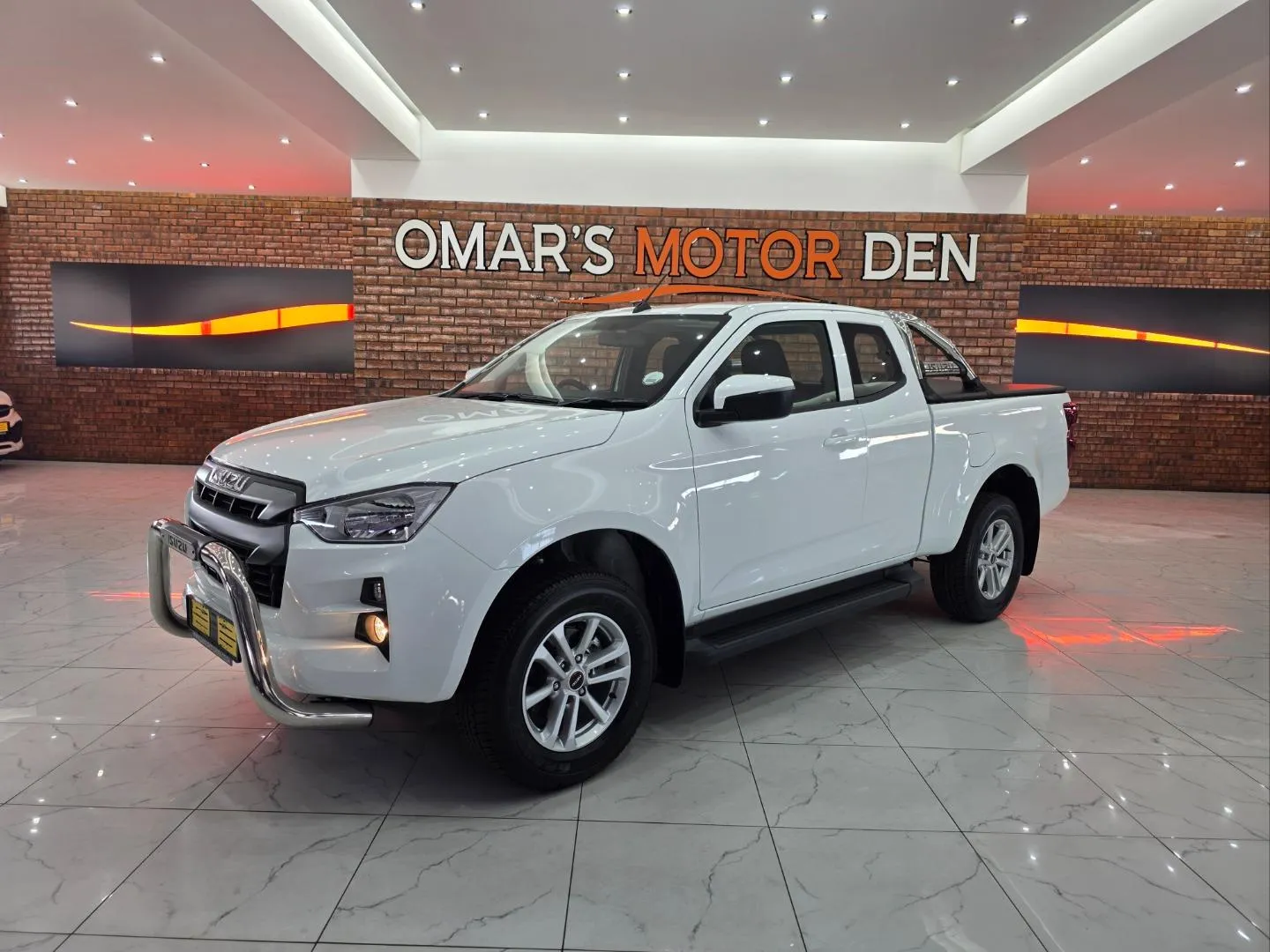 2026 Isuzu D-Max 1.9TD Extended Cab LS Auto, photo 2 of 6
