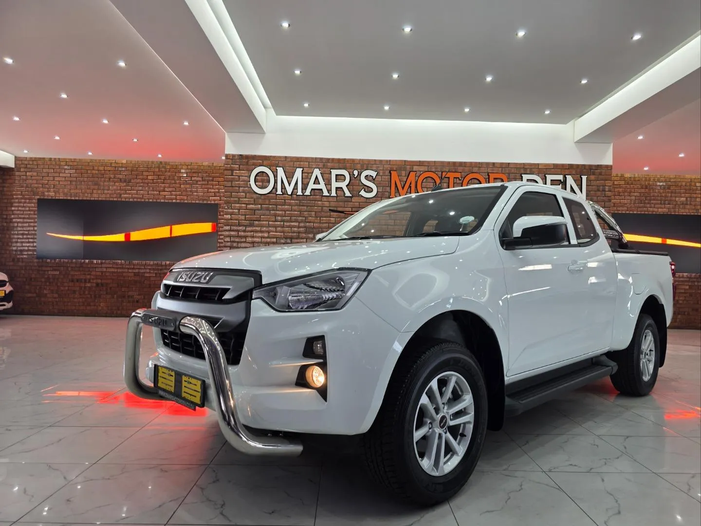 2026 Isuzu D-Max 1.9TD Extended Cab LS Auto, photo 3 of 6