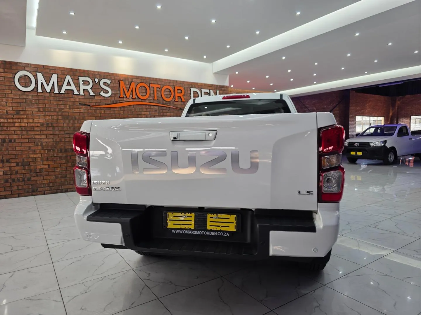 2026 Isuzu D-Max 1.9TD Extended Cab LS Auto, photo 5 of 5