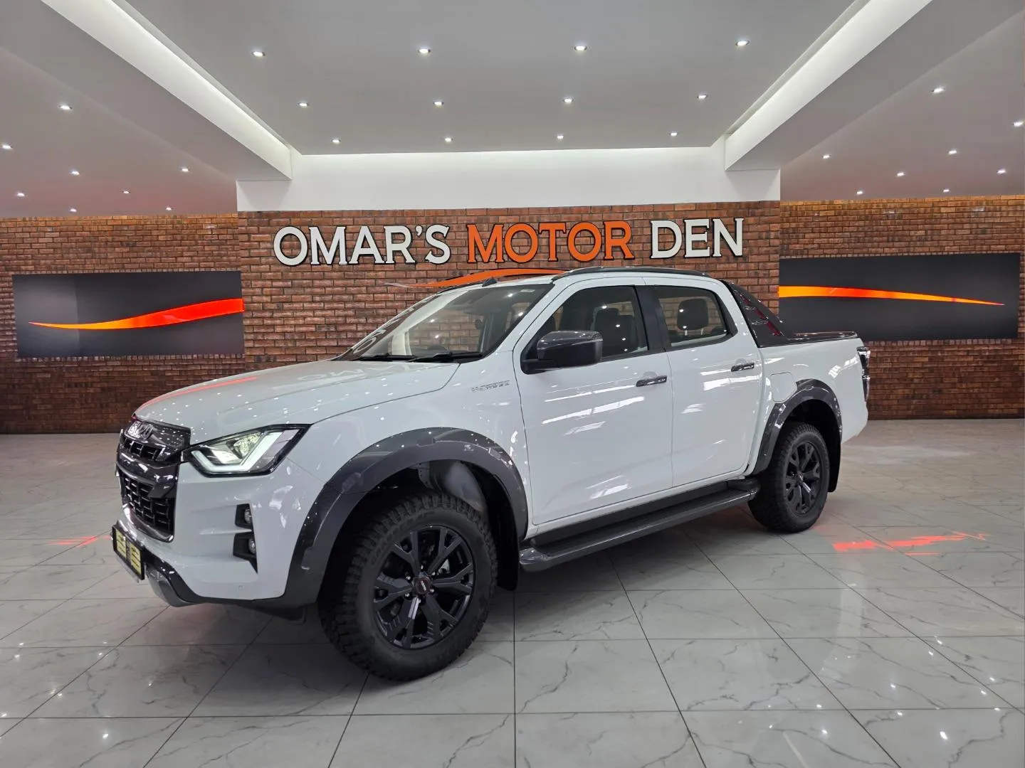 2026 Isuzu D-Max 3.0TD Double Cab V-Cross, photo 2 of 5