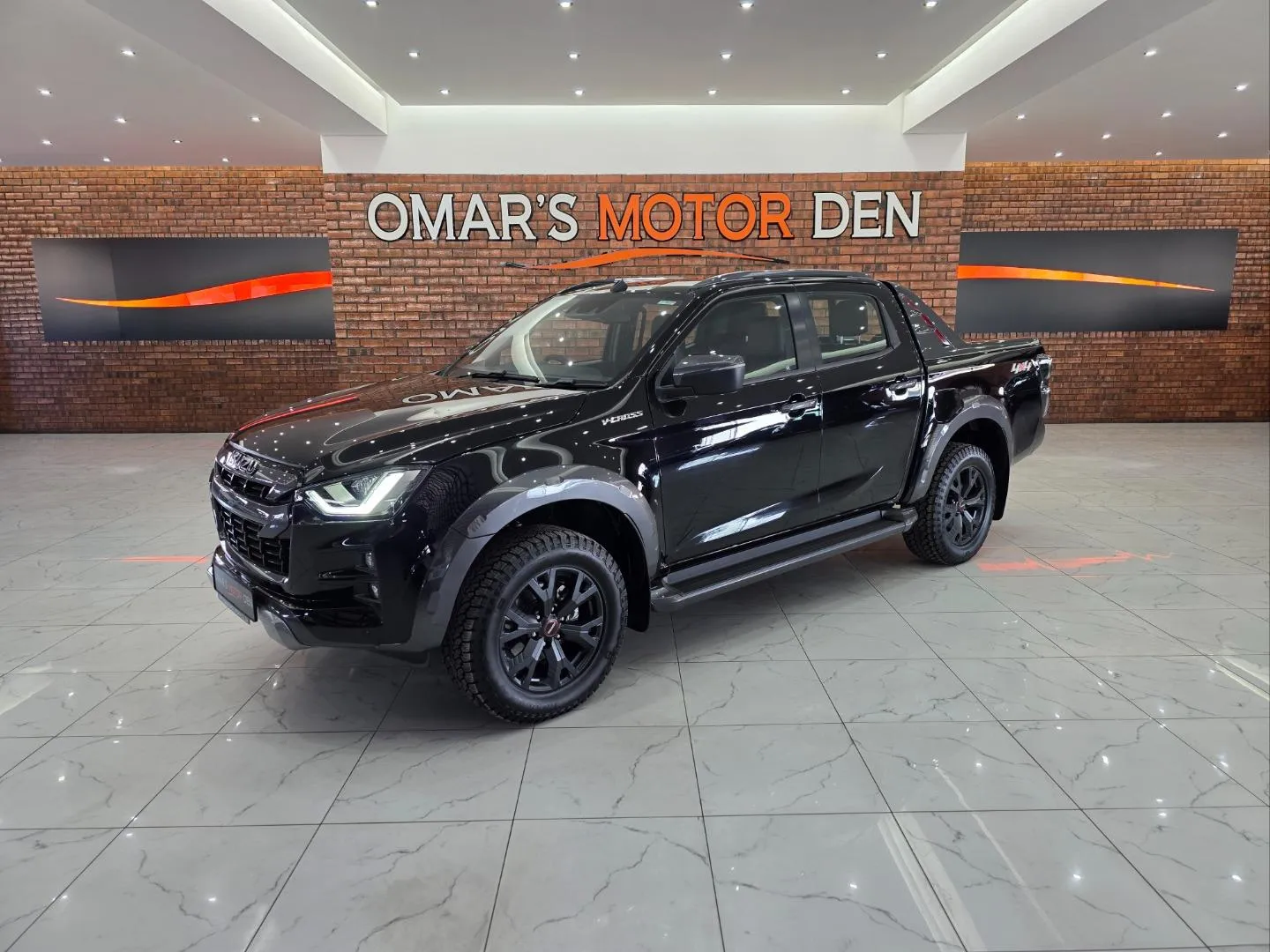 2026 Isuzu D-Max 3.0TD Double Cab V-Cross 4x4, photo 1 of 7