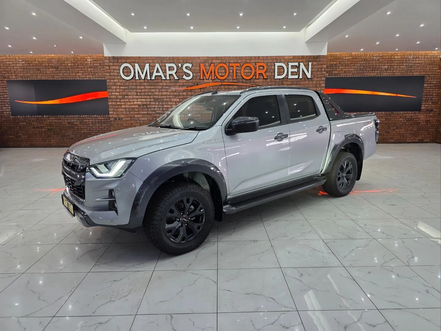 2026 Isuzu D-Max 3.0TD Double Cab V-Cross 4x4, photo 1 of 5