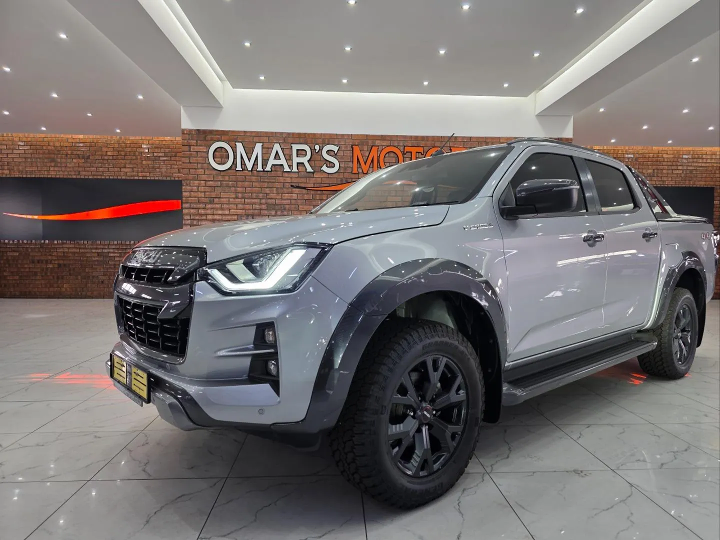 2026 Isuzu D-Max 3.0TD Double Cab V-Cross 4x4, photo 3 of 5