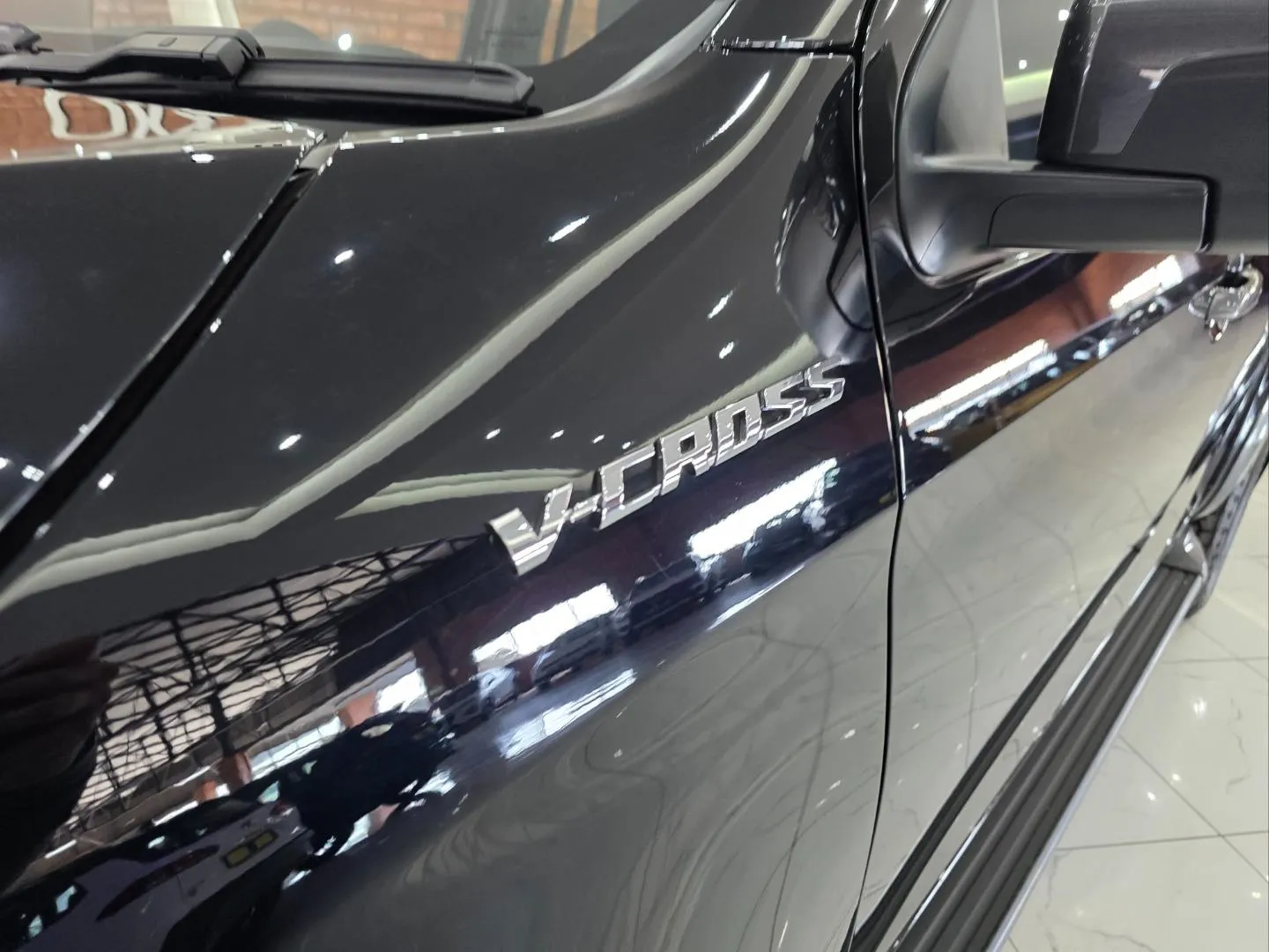 2026 Isuzu D-Max 3.0TD Double Cab V-Cross 4x4, photo 5 of 7
