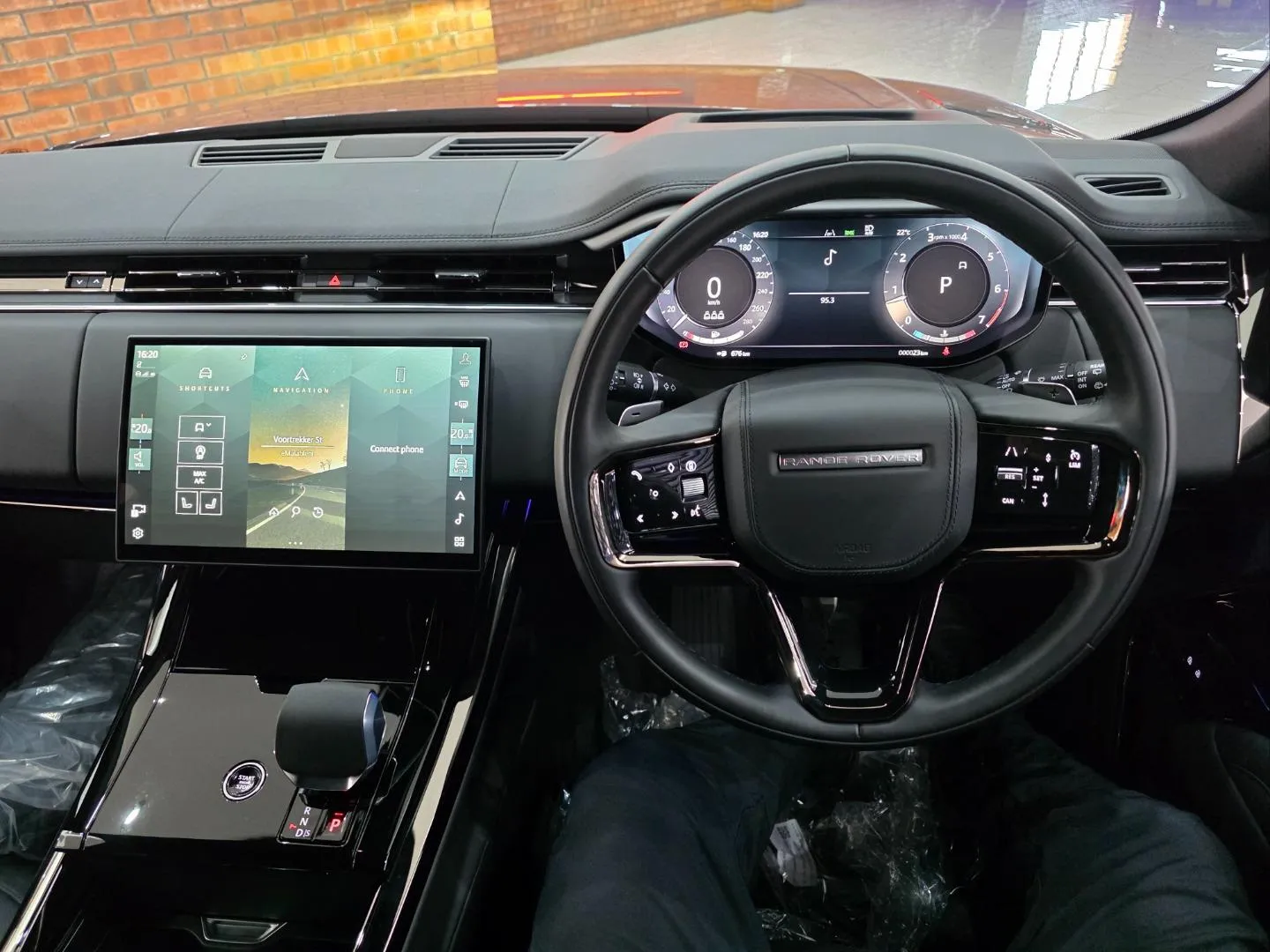 2026 Land Rover Range Rover Sport P360 Dynamic HSE, photo 7 of 7