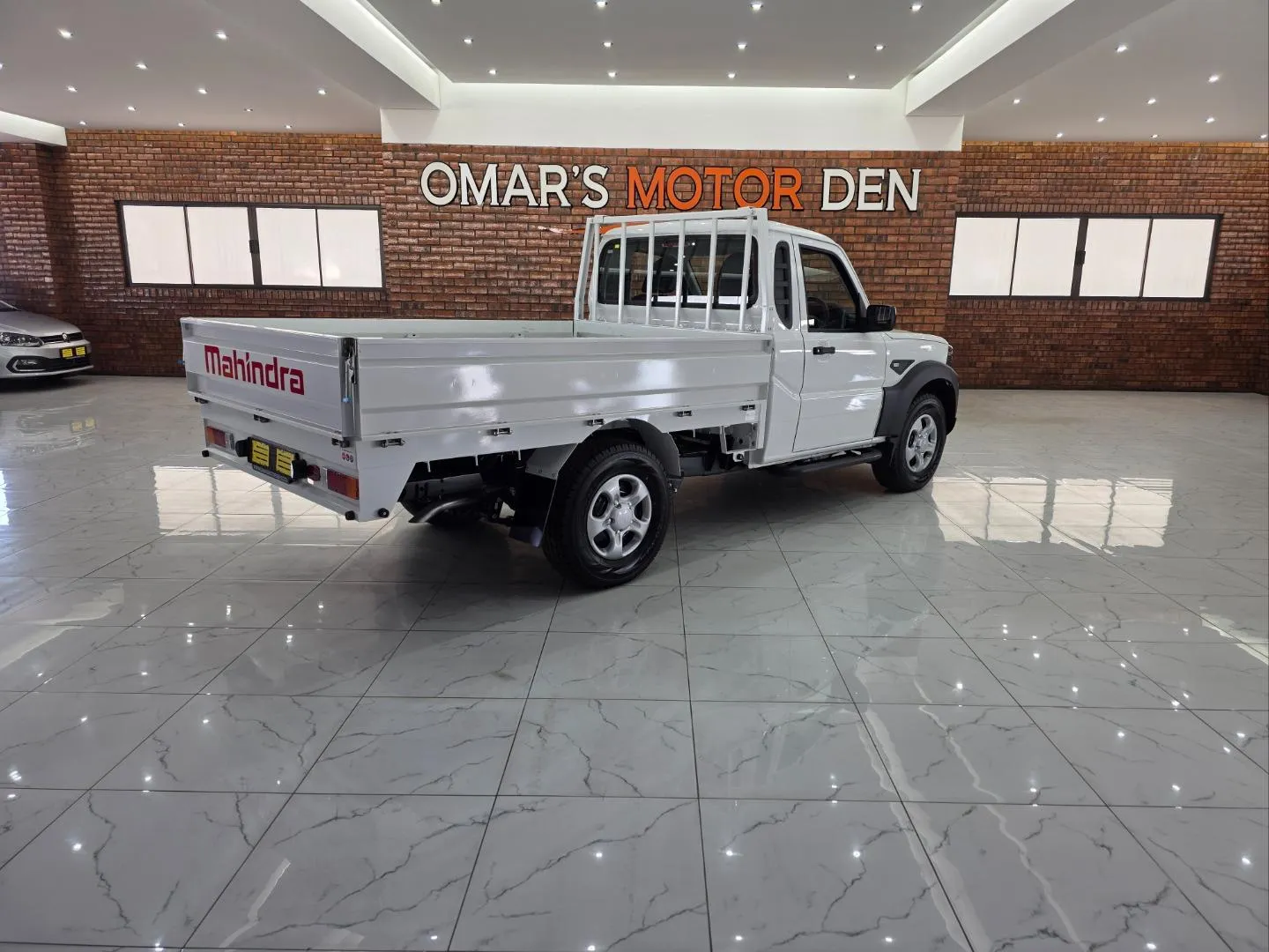 2026 Mahindra Pik Up 2.2CRDe Single Cab Dropside S4 (aircon), photo 5 of 6