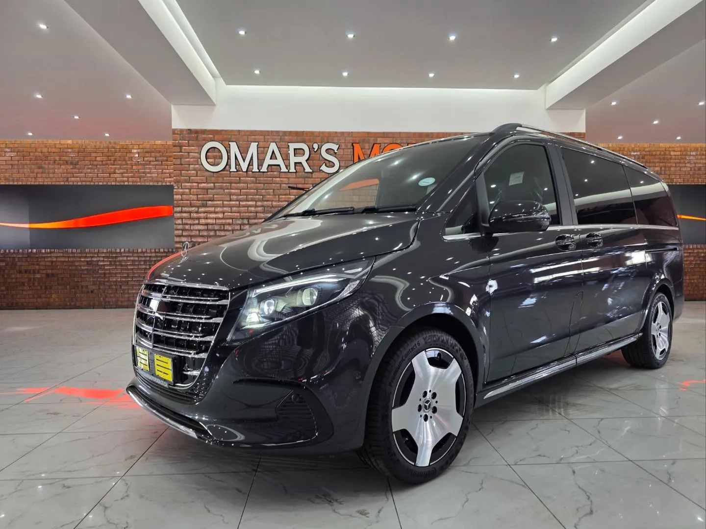 2026 Mercedes-Benz V-Class V300d Exclusive, photo 3 of 5