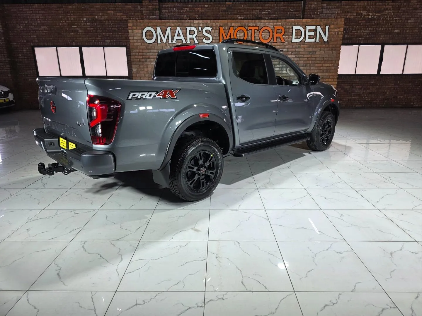 2026 Nissan Navara 2.5DDTi Double Cab PRO-4X 4x4, photo 4 of 6