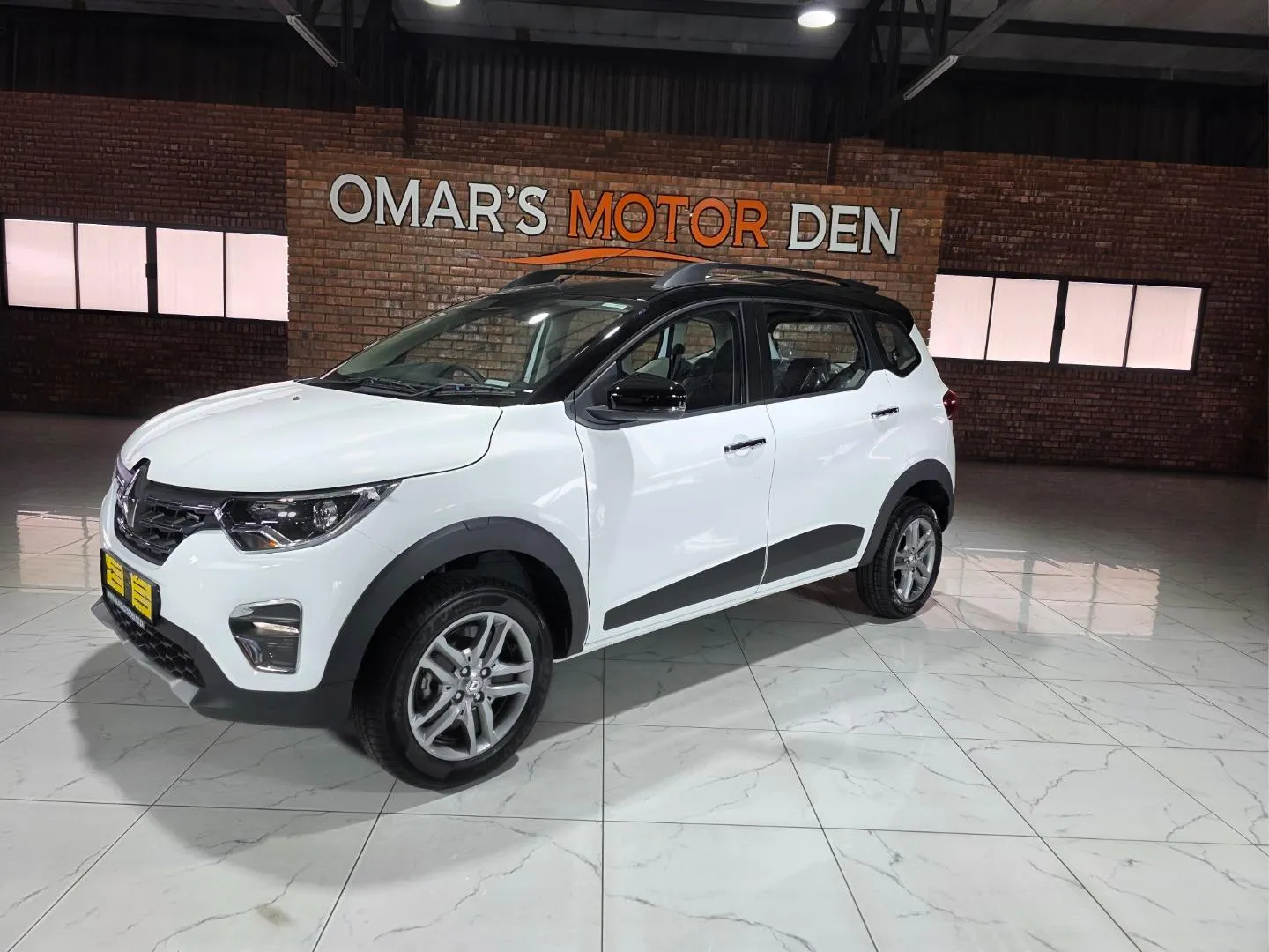 2026 Renault Triber 1.0 Intens, photo 3 of 4