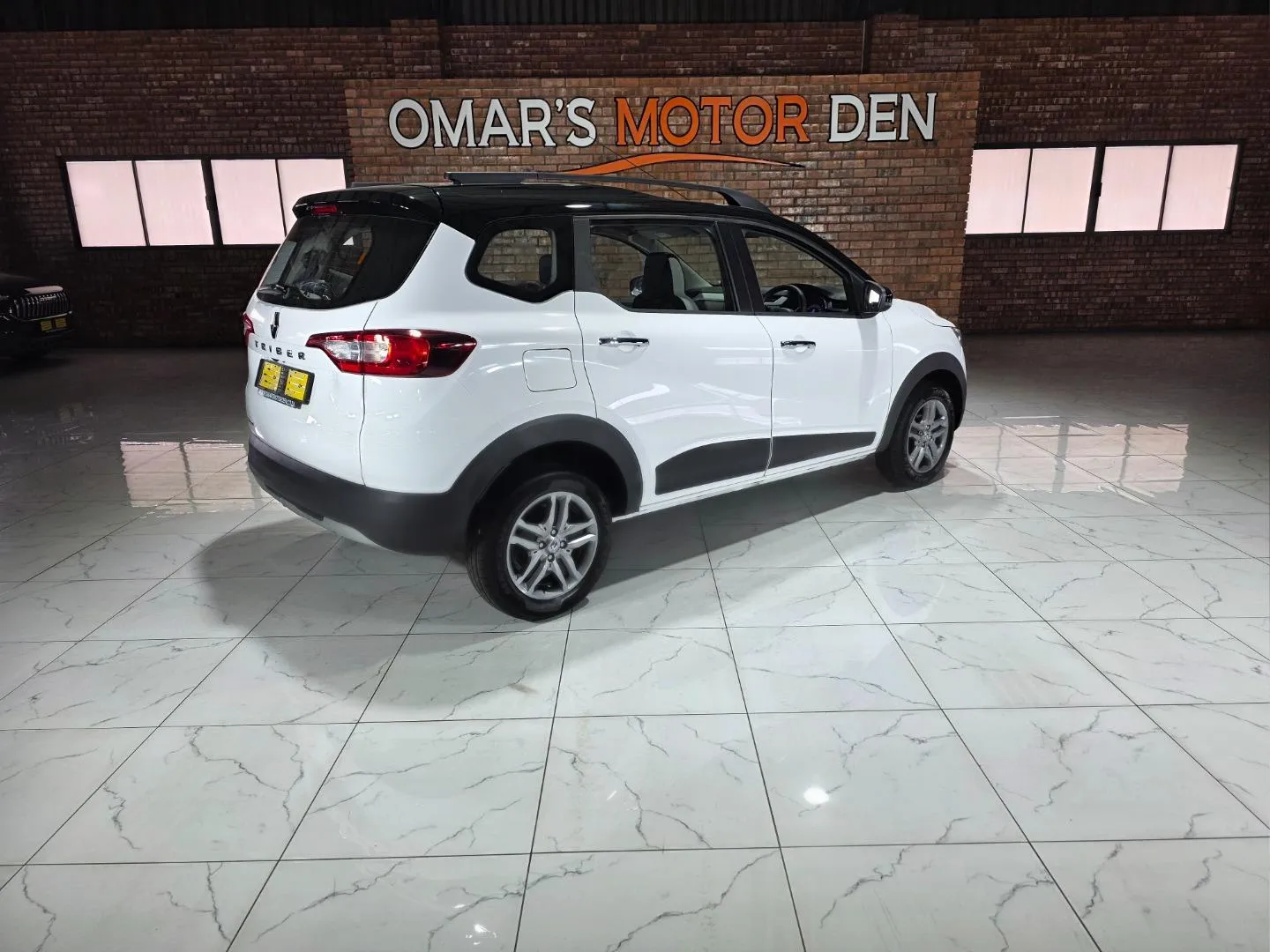 2026 Renault Triber 1.0 Intens, photo 5 of 6