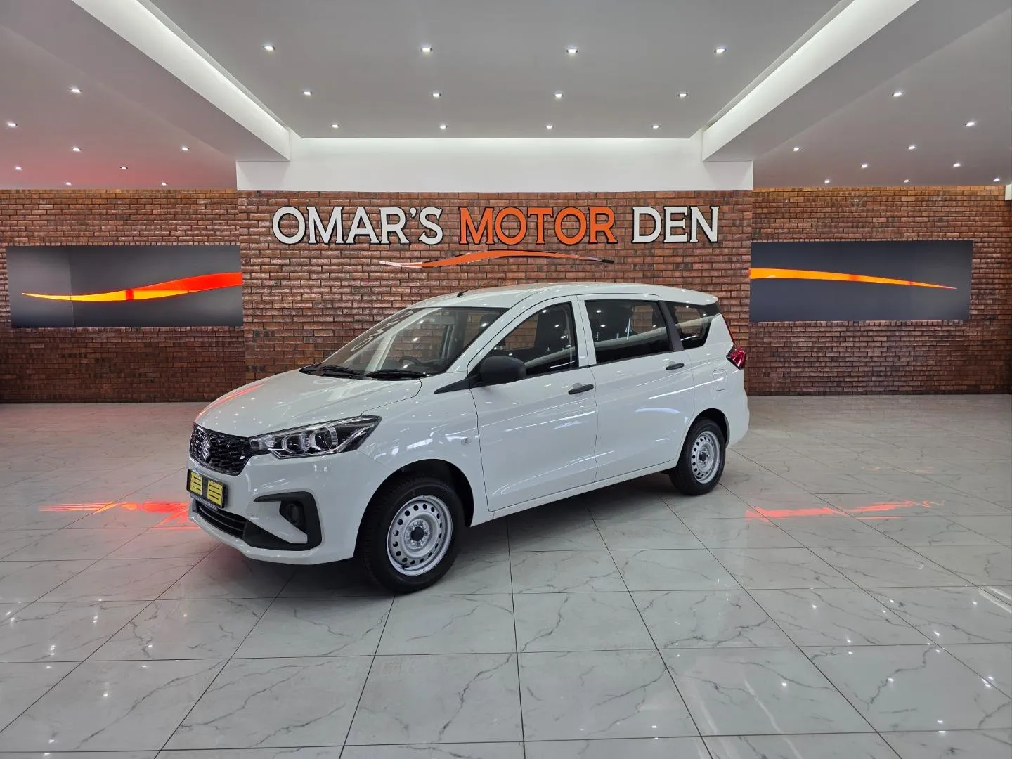 2026 Suzuki Ertiga 1.5 GA, photo 1 of 5