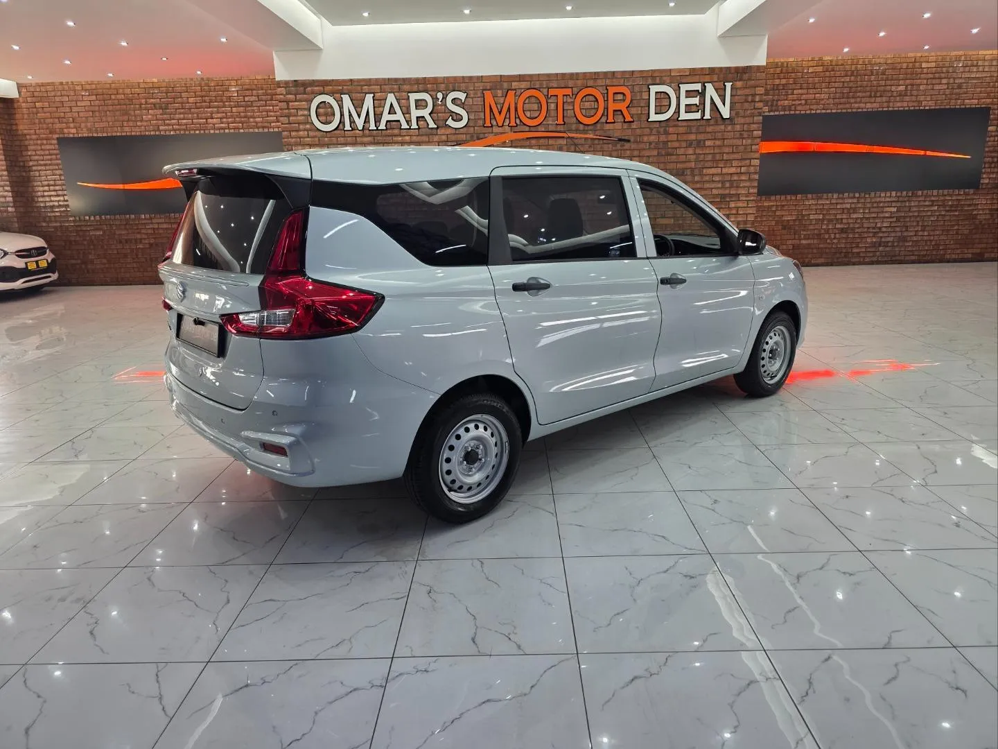 2026 Suzuki Ertiga 1.5 GA, photo 3 of 5