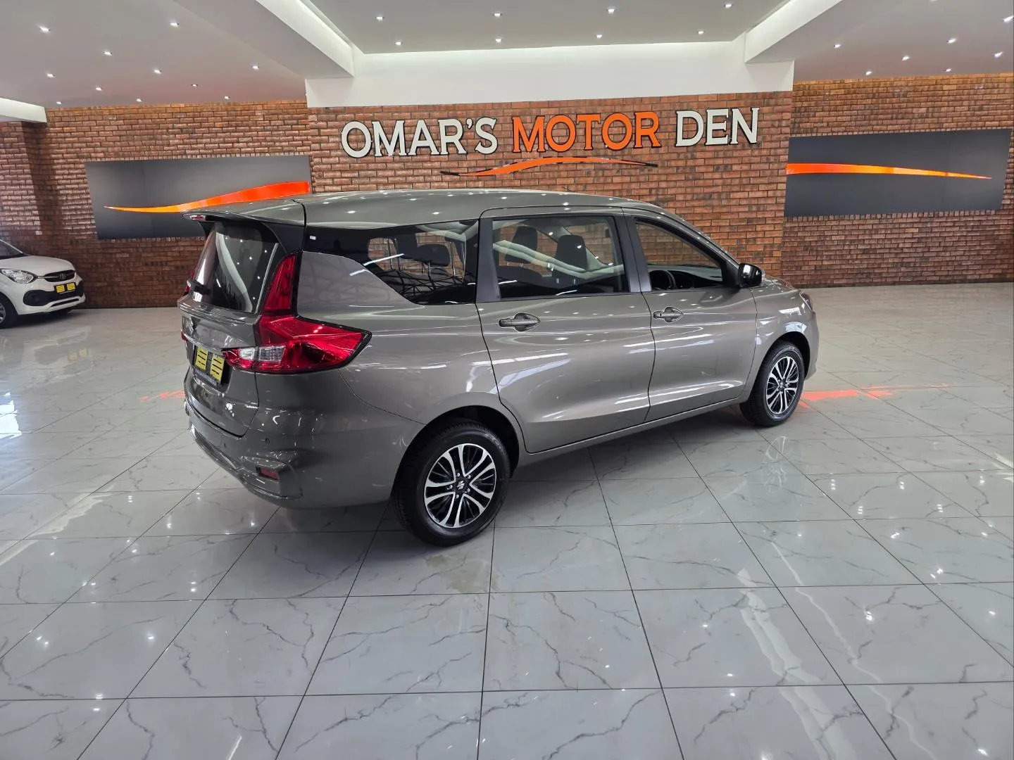 2026 Suzuki Ertiga 1.5 GL Auto, photo 4 of 6