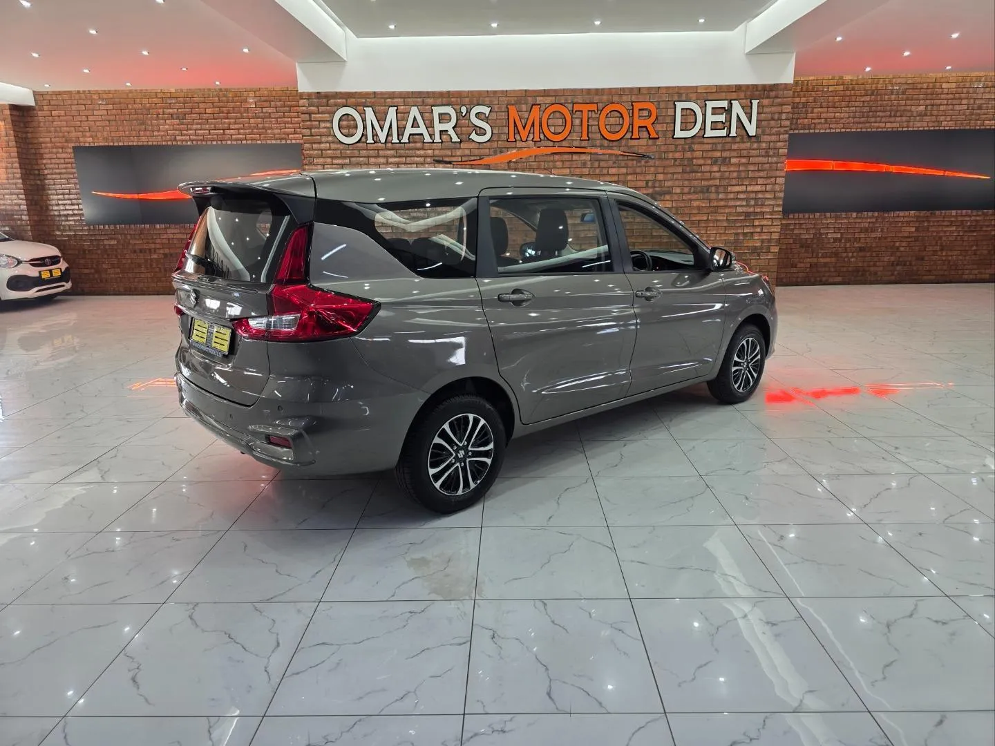 2026 Suzuki Ertiga 1.5 GL Manual, photo 4 of 5